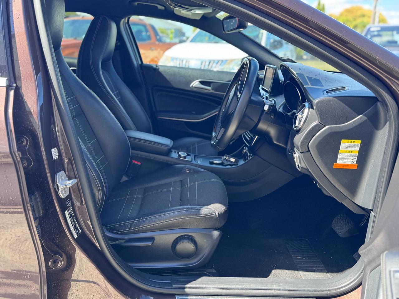 2015 Mercedes-Benz Gla180